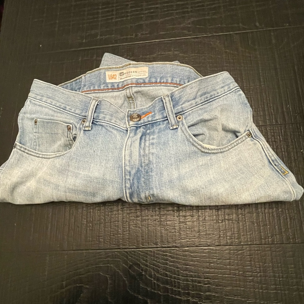 (9)-Lee Jeans L642 Modern Series Relaxed Fit Straight Leg, 5 pocket Zip Up denim - Picture 5 of 8